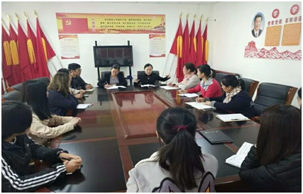 见习员工与所在园老师交流现场
